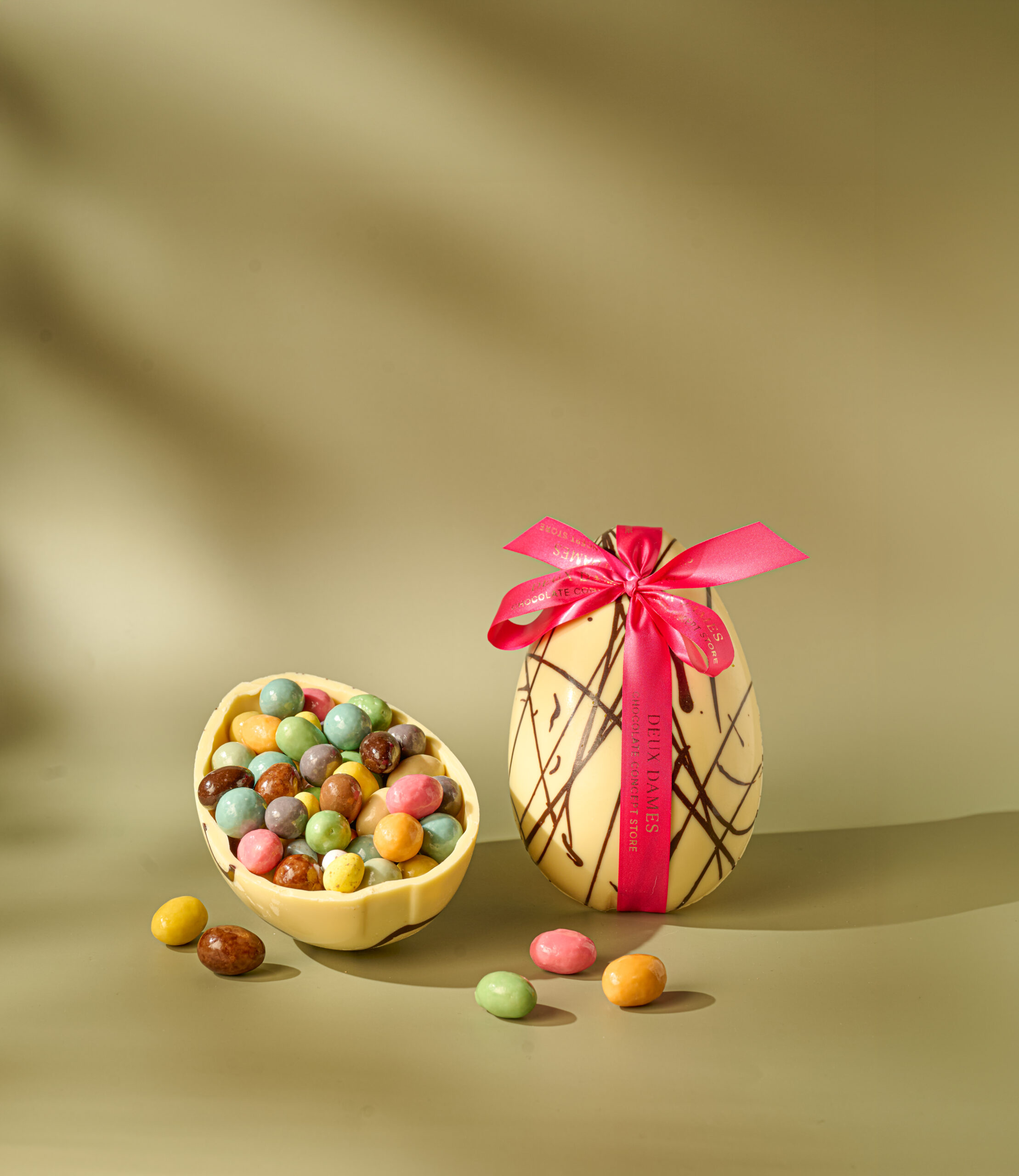 Big Chocolate Egg White